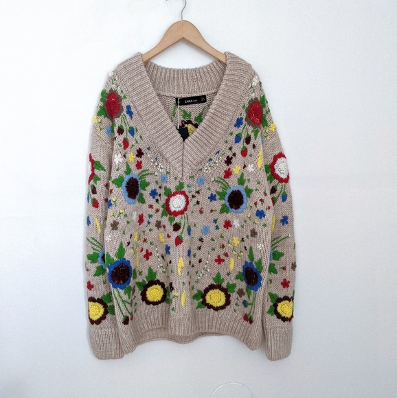Zara Sweaters - NWT Zara Floral Embroidered V Neck Sweater sz S